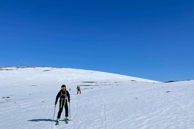 5-Day Ski Touring Expedition Between Sweden and Norway