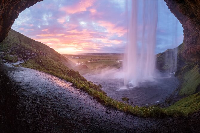 5-Day Tour Highlights of Iceland With Accommodation Start From Keflavik