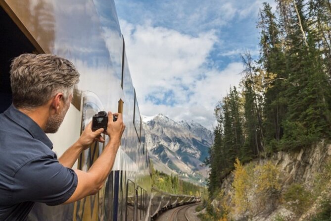 6-Day Canada Rocky Mountain Guided Train Tour  – Vancouver Island