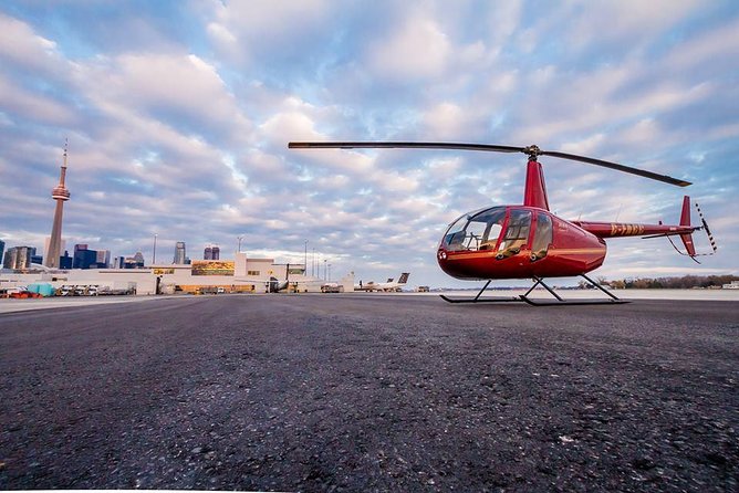 7-Minute Helicopter Tour Over Toronto