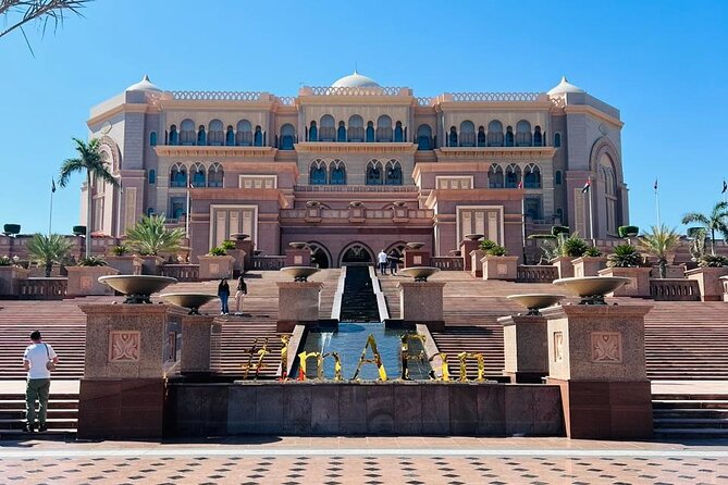 1 8 hours abu dhabi grand mosque and qasar al watan palace tour 8 Hours Abu Dhabi Grand Mosque and Qasar Al Watan Palace Tour