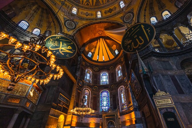 A Full-Day, Small-Group Tour of Istanbul’S Top Sights