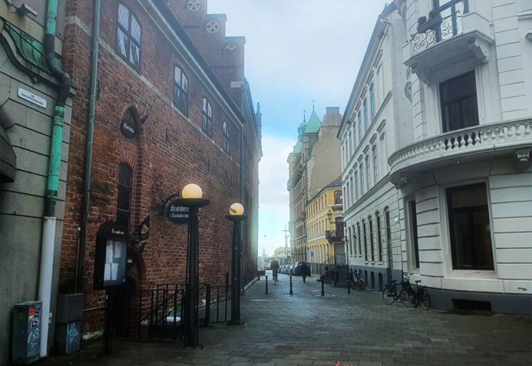 A Malmö Ghost Story: Self-Guided Walking Tour Game