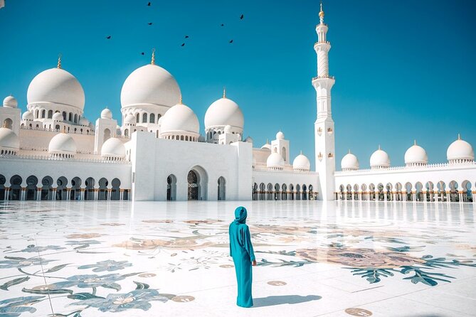 Abu Dhabi City Tour With Grand Mosque, Emirates Palace and Qasr Al Hosn