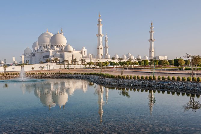 Abu Dhabi City Tour With Grand Mosque Visit