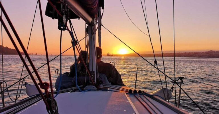 Agadir: Private Sunset Boat Tour With Light Dinner