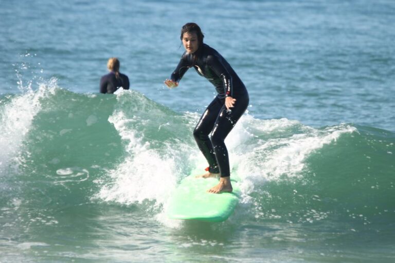 Agadir: Taghazout Beach Surf Lesson With Lunch and Transfer