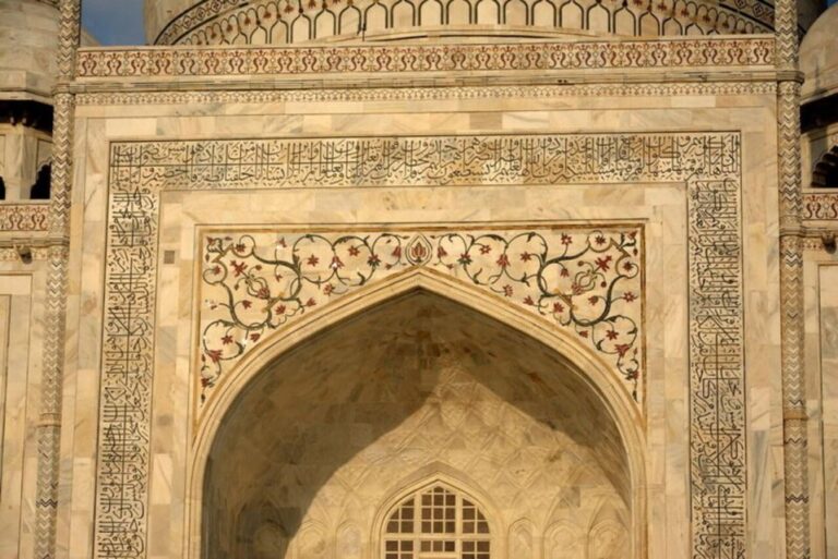 Agra: Book Private Taj Mahal Tour Guide