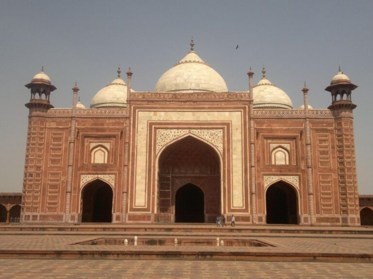 Agra: Experience Taj Mahal With Private Guide