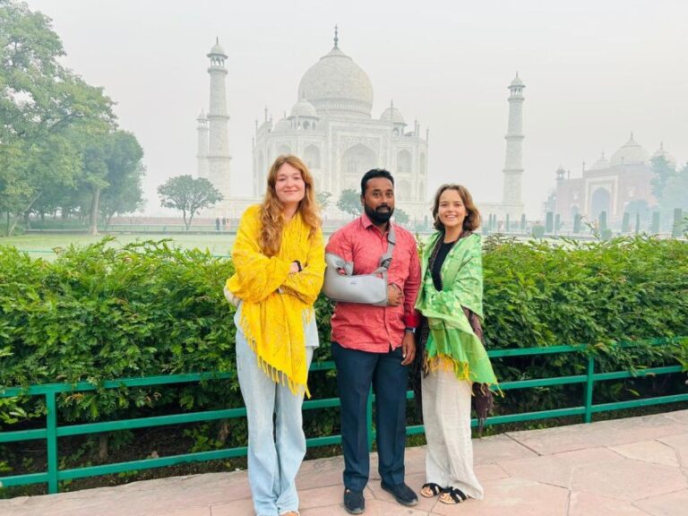 Agra : Taj Mahal & Mausoleum Tour With Skip-the-Line Entry