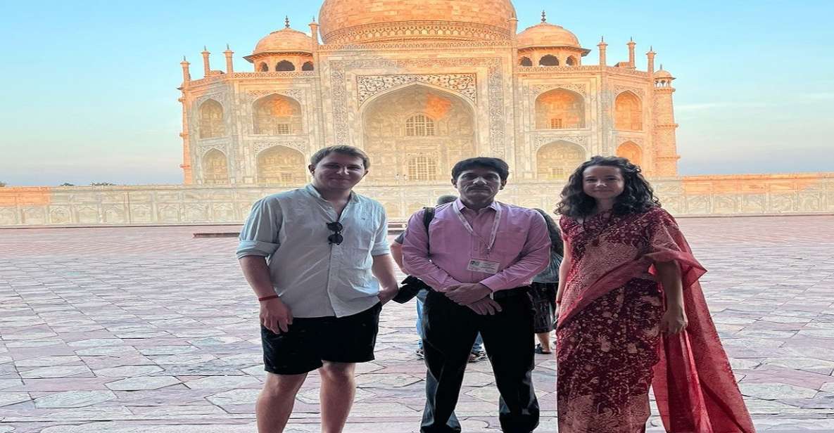 1 agra taj mahal tour guide for couple Agra: Taj Mahal Tour Guide for Couple