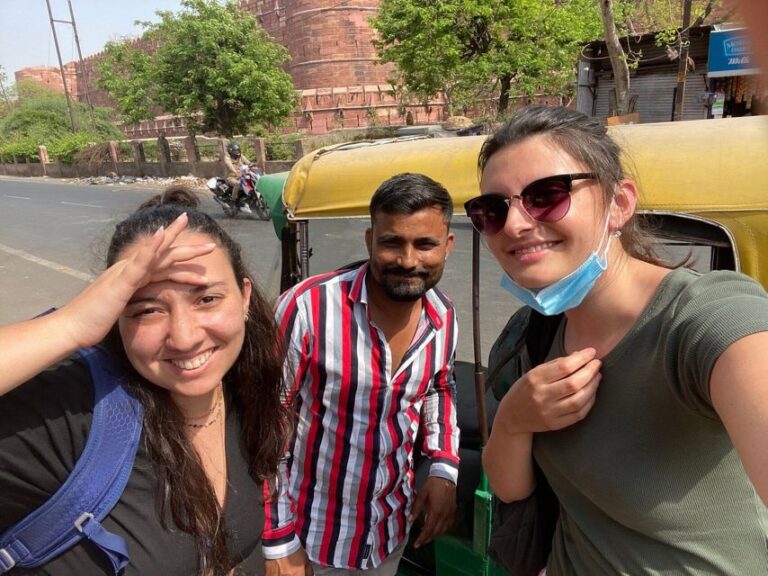 Agra: Tuk Tuk Taj Mahal & City Center Tour