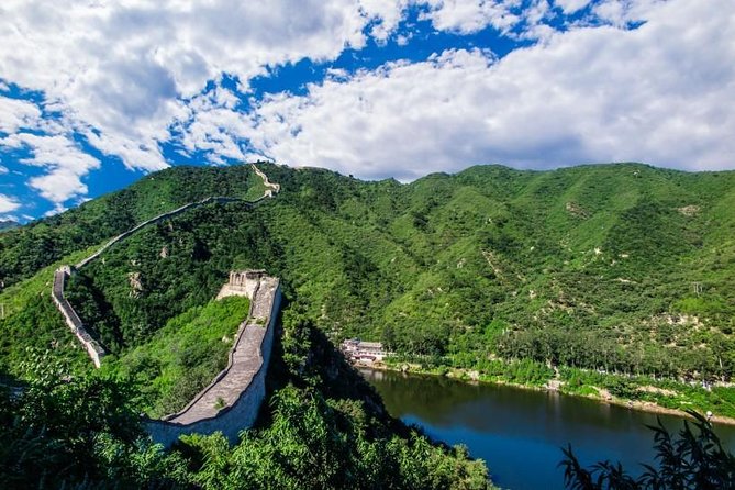 All Inclusive Private Tour to Huanghuacheng Waterside Great Wall and Ming Tombs