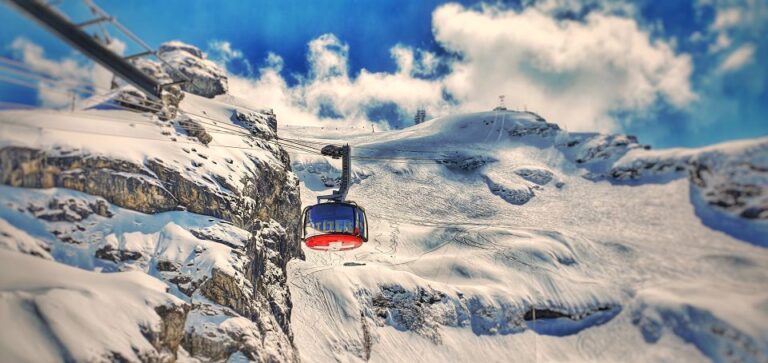 Alpine Majesty: Private Tour to Mount Titlis From Luzern