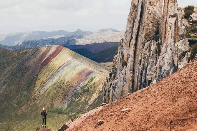 Alternative Rainbow Mountain Palccoyo Hike (6 Small Group)