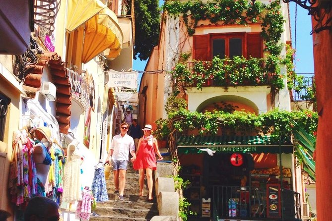 Amalfi, Positano & Ravello Small Group Tour From Sorrento With Lunch