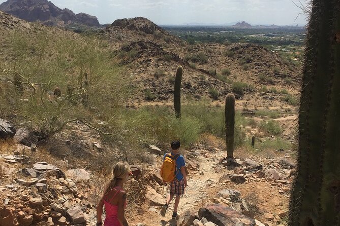 Amazing 2-Hour Guided Hiking Adventure in the Sonoran Desert