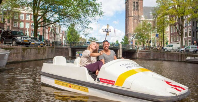 Amsterdam: 1 Hour Pedal Boat Rental