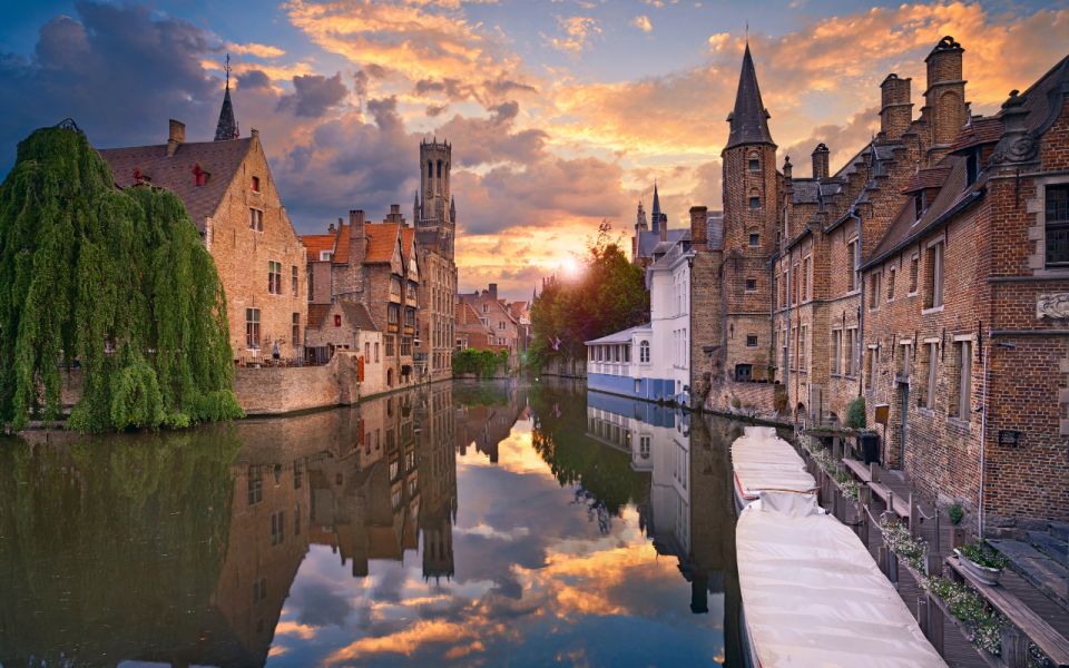 1 amsterdam daytrip to bruges belgiums most picturesque city 2 Amsterdam: Daytrip to Bruges Belgium's Most Picturesque City