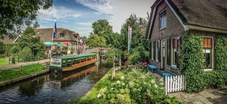 Amsterdam: Giethoorn Tour With Canal Cruise and Windmills