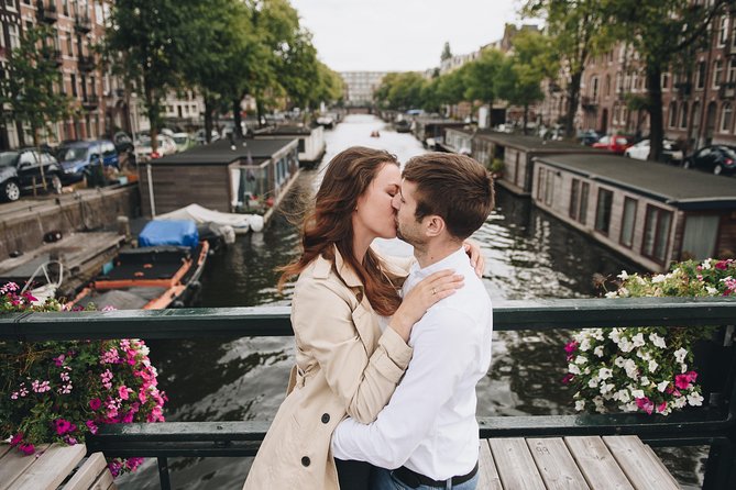 Amsterdam Instagram Photoshoot By Local Professionals