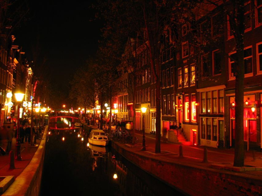 Amsterdam: Private Red Light District Tour in Spanish