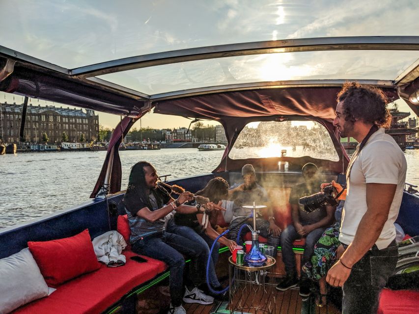 1 amsterdam smoke and lounge city boat cruise Amsterdam: Smoke and Lounge City Boat Cruise