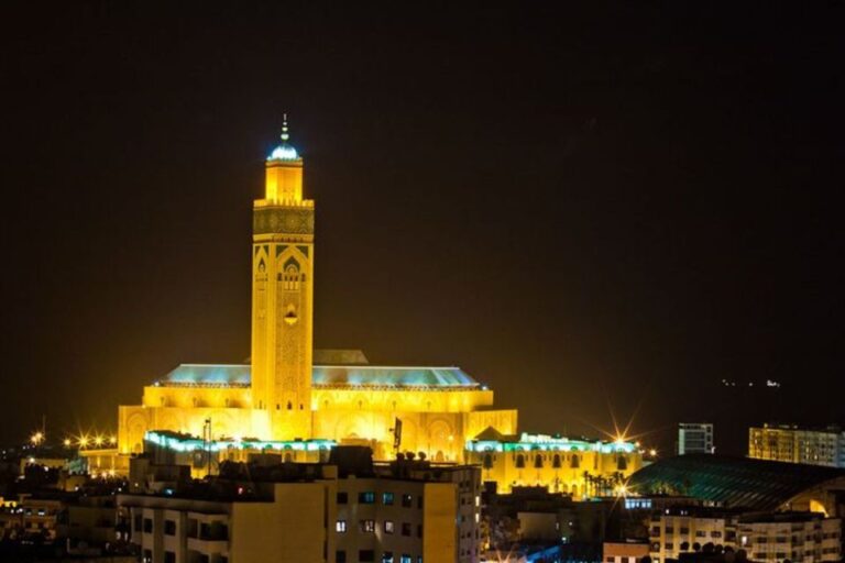 An Evening Hookah (Shisha) Lounging Experience in Casablanca