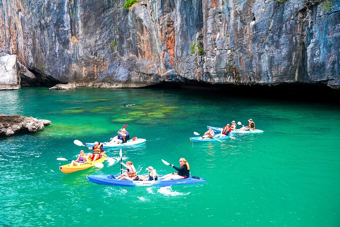 Angthong Marine Park – Full Day Kayaking Tour