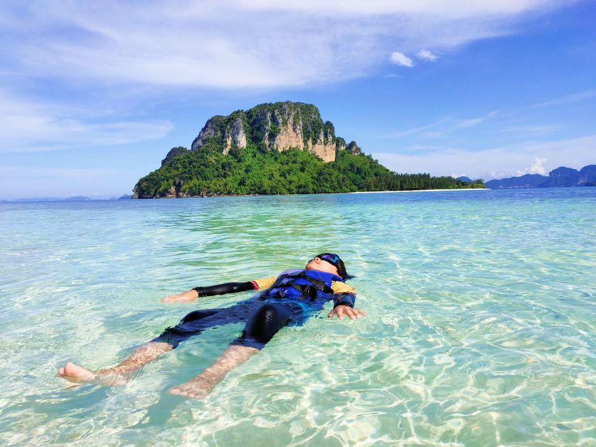 Aonang:Phi Phi Islands Sunset 4 Islands Group by Speed Boat