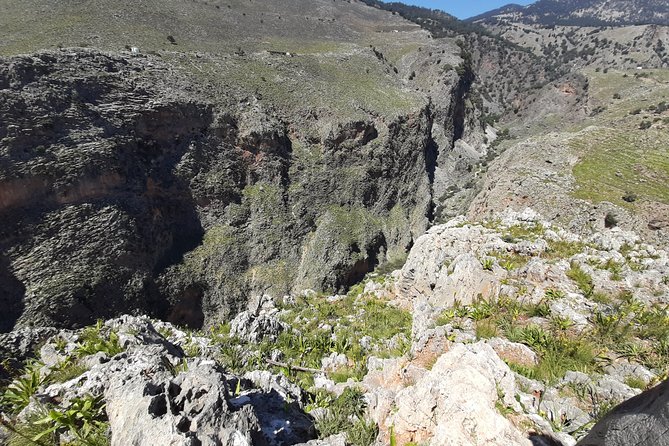 ARADENA GORGE Hike Adventure