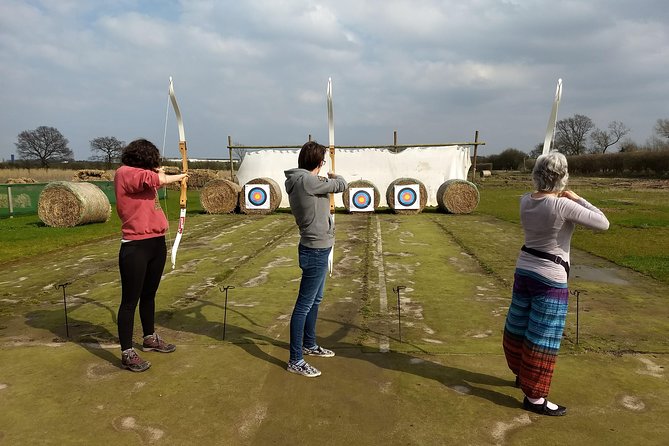 1 archery lessons guaranteed to get you hitting the bullseye Archery Lessons Guaranteed to Get You Hitting the Bullseye