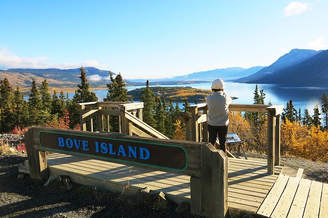 Arctic Day: Carcross & Southern Lakes Hiking Tour Full Day