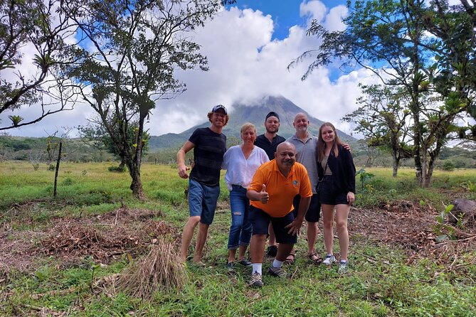 Arenal Hotsprings and La Fortuna Waterfall Tour