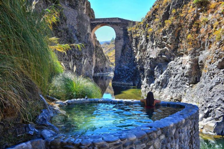 Arequipa: Excursion Colca Canyon Chacapi Thermal Baths