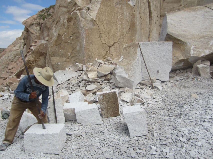 1 arequipa route of sillar and petroglyphs of culebrillas Arequipa: Route of Sillar and Petroglyphs of Culebrillas