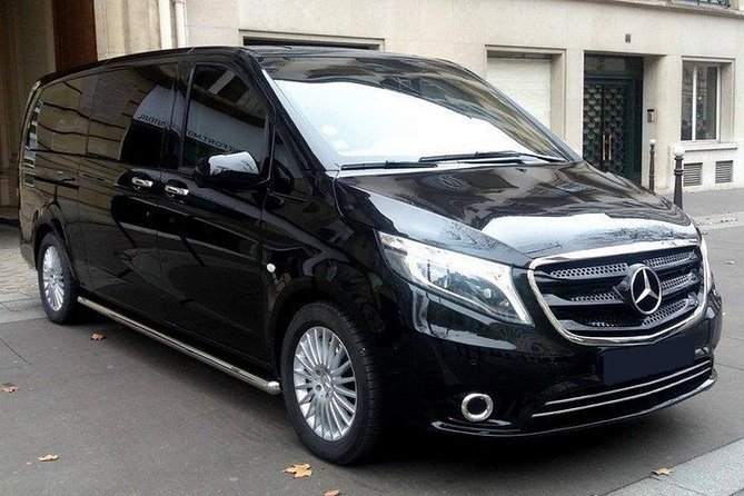 Arrival Transfer: Cruise Port to Barcelona by Luxury Van