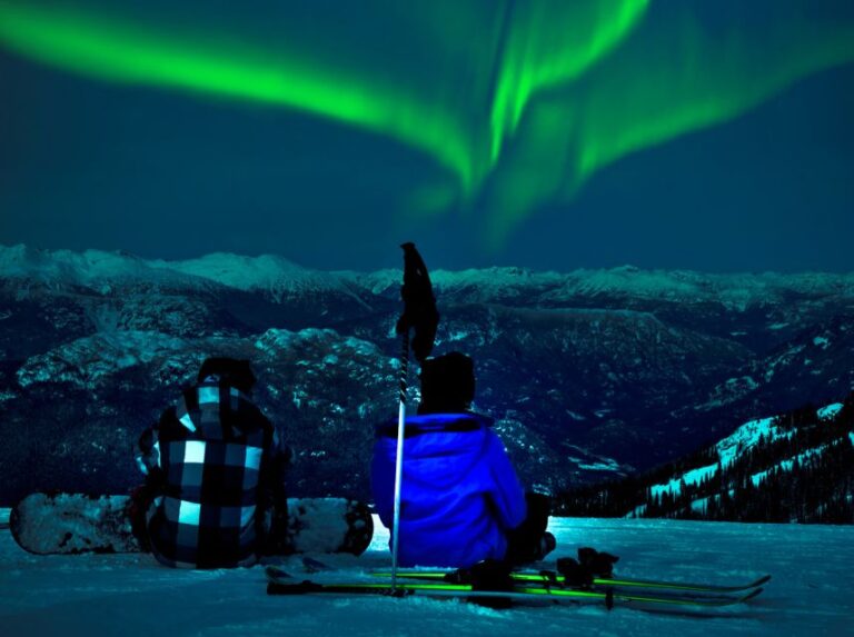 Aurora Borealis Quest: Private Yukon Nighttime Tour