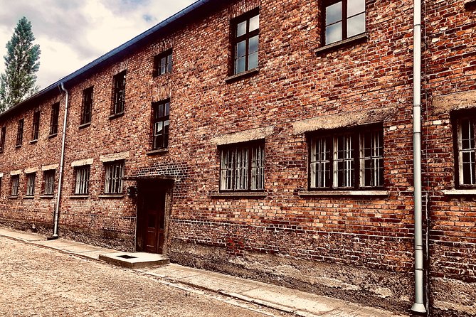 Auschwitz and Birkenau WITHOUT GUIDE Private Transport From Kraków