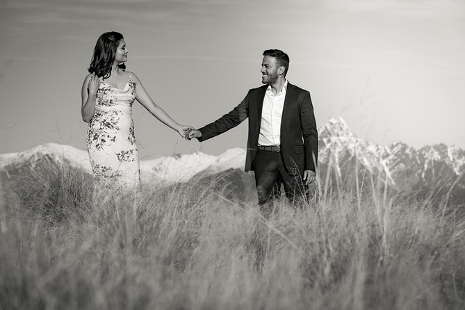 AuthenticAs Photography – Mountain & Lakes Engagement Package