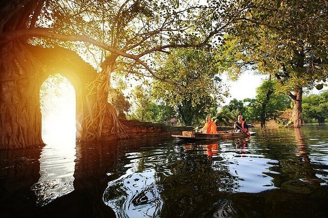 Ayutthaya Ancient Temples Tour With Glittering Sunset Boat Ride