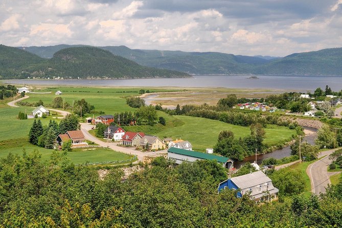 BACK COUNTRY OF THE FJORD AND THE NATIONAL PARK – Saguenay Guided Tours