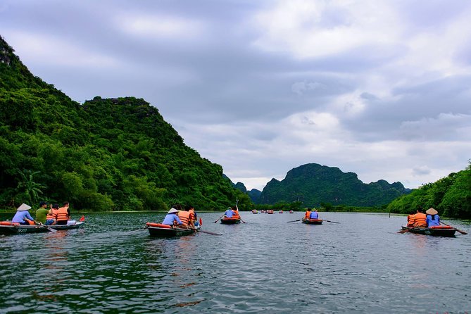 Bai Dinh- Mua Cave and Trang an Boat Trip