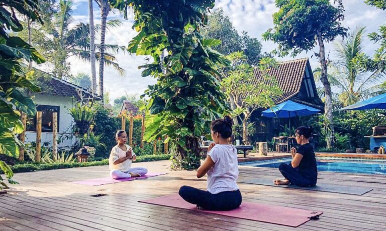 Bali: Full-Day Private Water Temple Ritual & Yoga Class