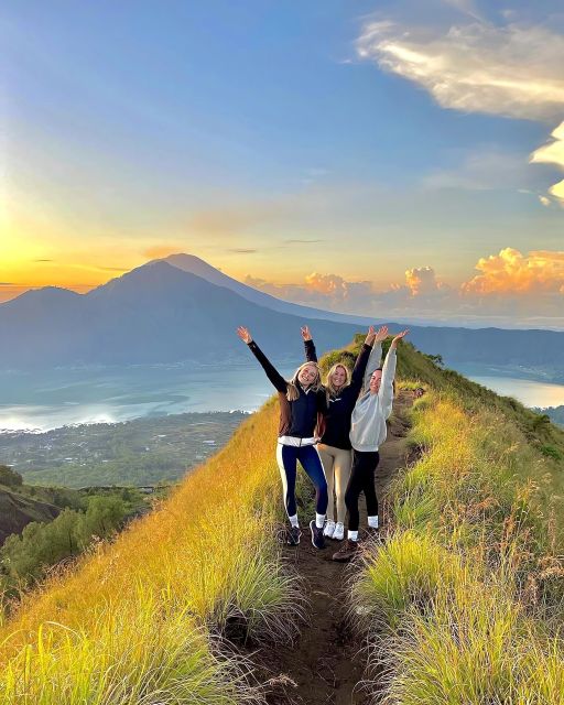 Bali: Mount Batur Sunrise Guided With Transport