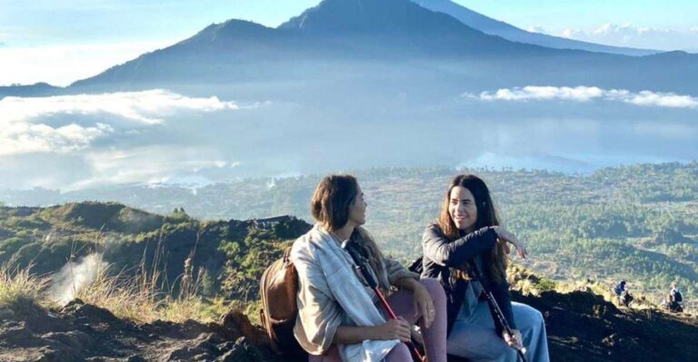 Bali: Mount Batur Sunrise Hike With Breakfast and Hot Spring