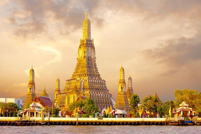 Bangkok Famous Three Temples Tour: Wat Pho, Wat Traimit, Wat Arun