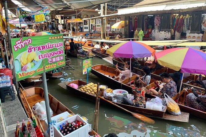 Bangkok: Floating Market and Train With Paddleboat Ride