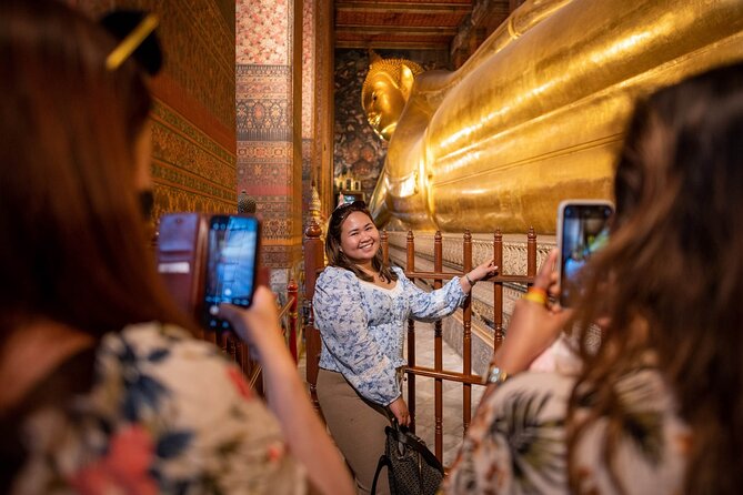 Bangkok Night Tour: Wat Arun, Wat Pho, Chinatown & Tuk Tuk Ride