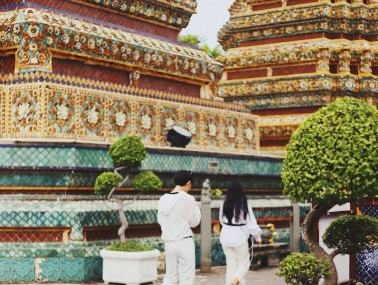 Bangkok: Wat Traimit, Wat Po and Wat Benchamabophit Tour